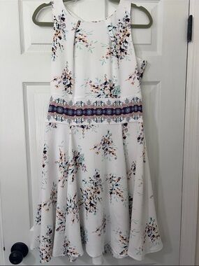 Eva Mendez NY&Co White Floral Fit-and-Flare Dress with Embroidered Waistband 8